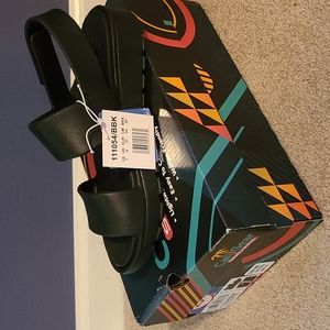 Skechers Breezy Sandals